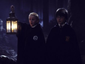 Стоп-кадр из фильма «Гарри Поттер и Философский камень».
